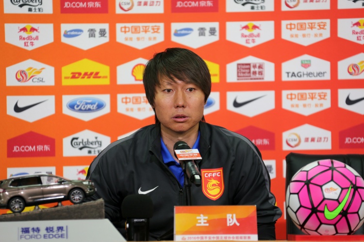 媒体人:李铁罪有应得,但不能完全否定他几十年的职业功底