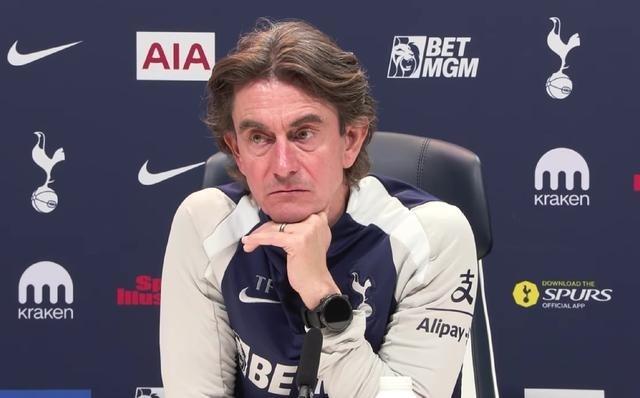 让穆阿尼踢中锋弗兰克：我很欣赏他能踢左右两个边锋的位置