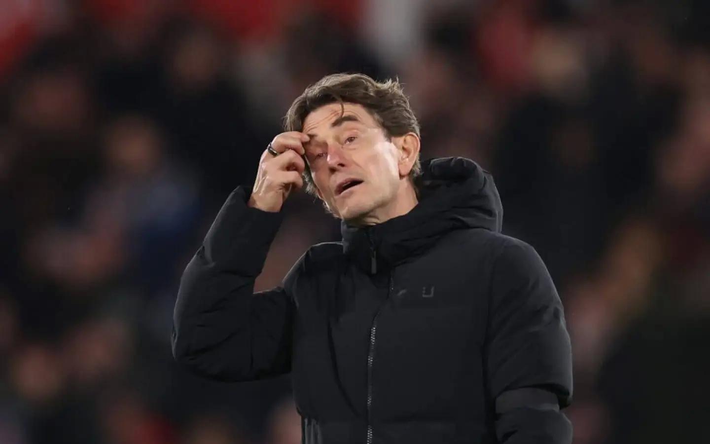 TA：弗兰克陷入了信任危机，他与部分球迷之间的隔阂日益加深