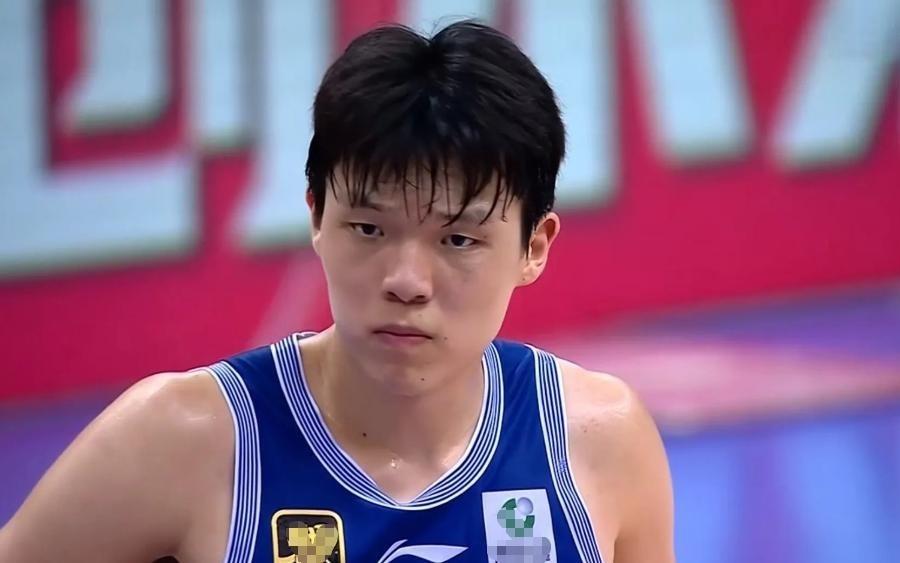 正式官宣！20岁杨瀚森再破天花板，这次