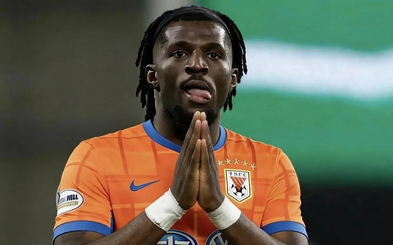 洛佩斯刚走,泰山队就敲定国脚中卫!转会费+世界杯空窗,值吗