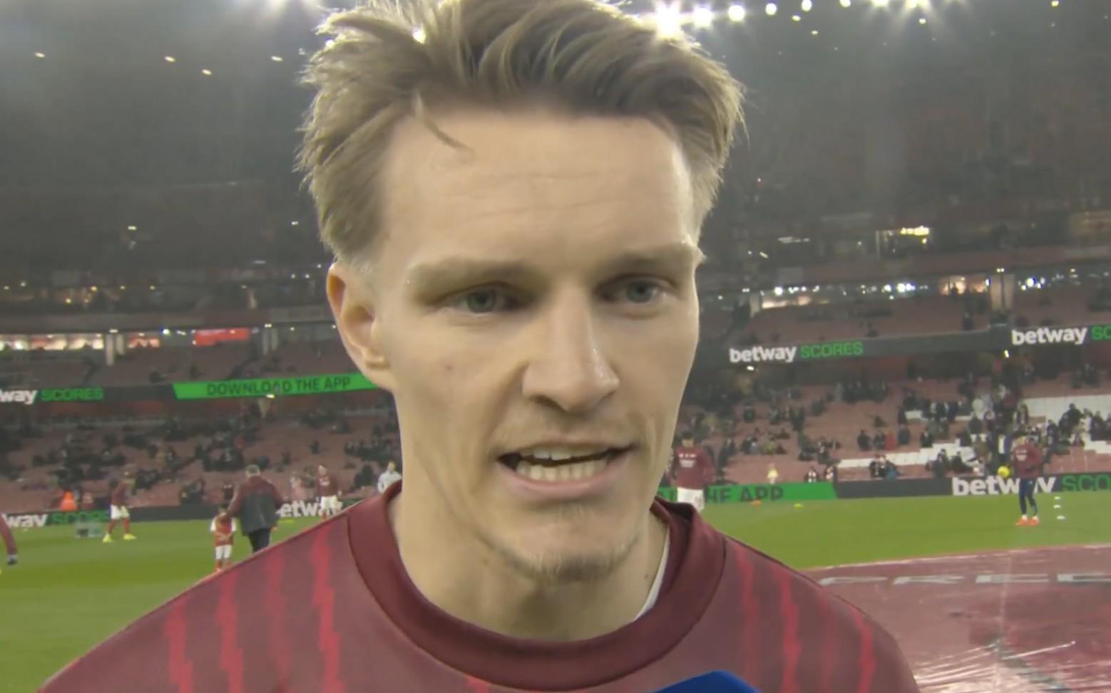 厄德高：有望领先8分我们必须专注于自己我现在感觉很好