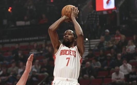 超越张伯伦历史得分榜第七杜兰特：能