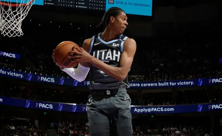 难兄难弟，威廉姆斯兄弟均遭遇低谷，科迪“一战成名”创联盟纪录