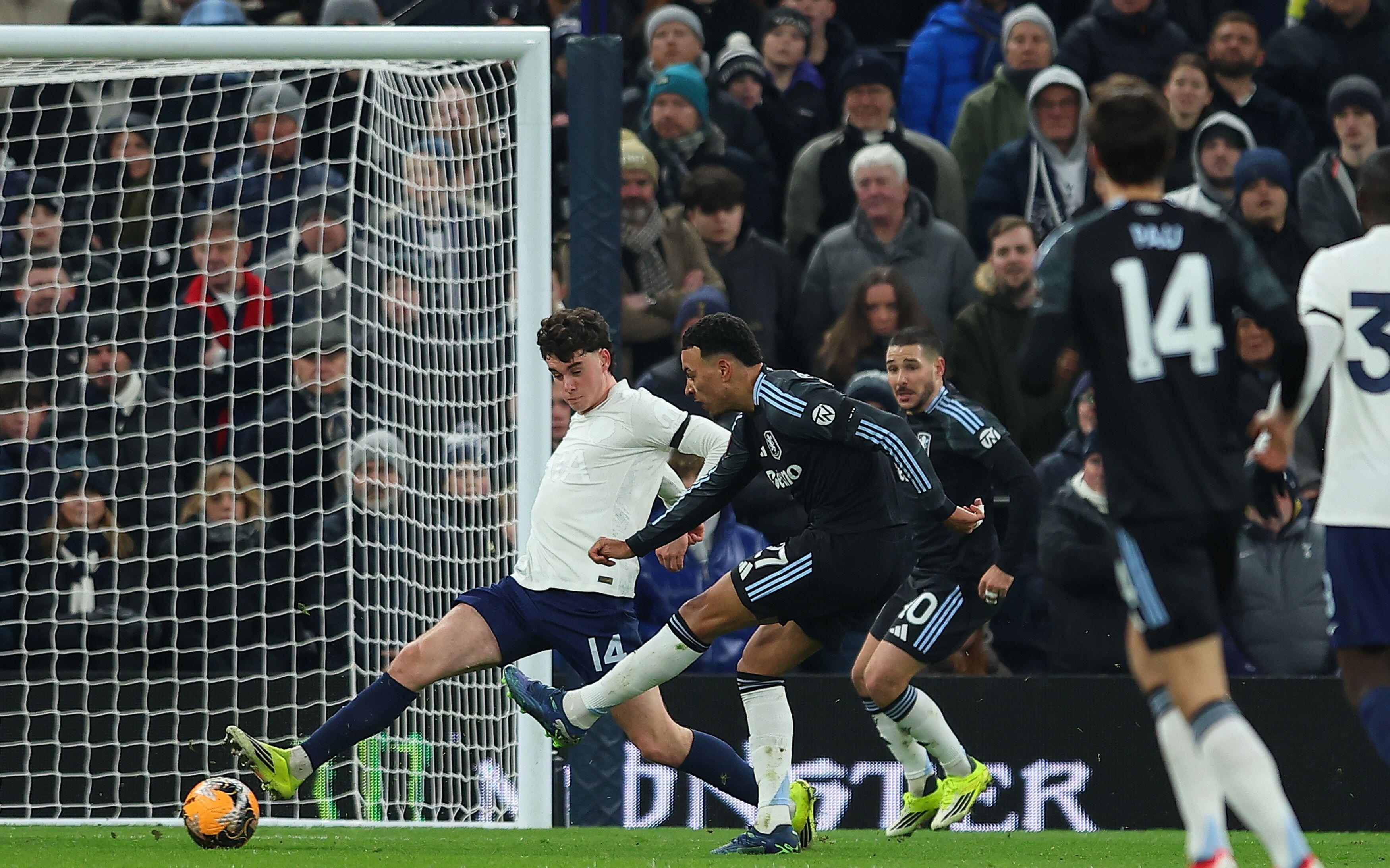 喜欢的对手，摩根罗杰斯5次对阵热刺直接参与6球