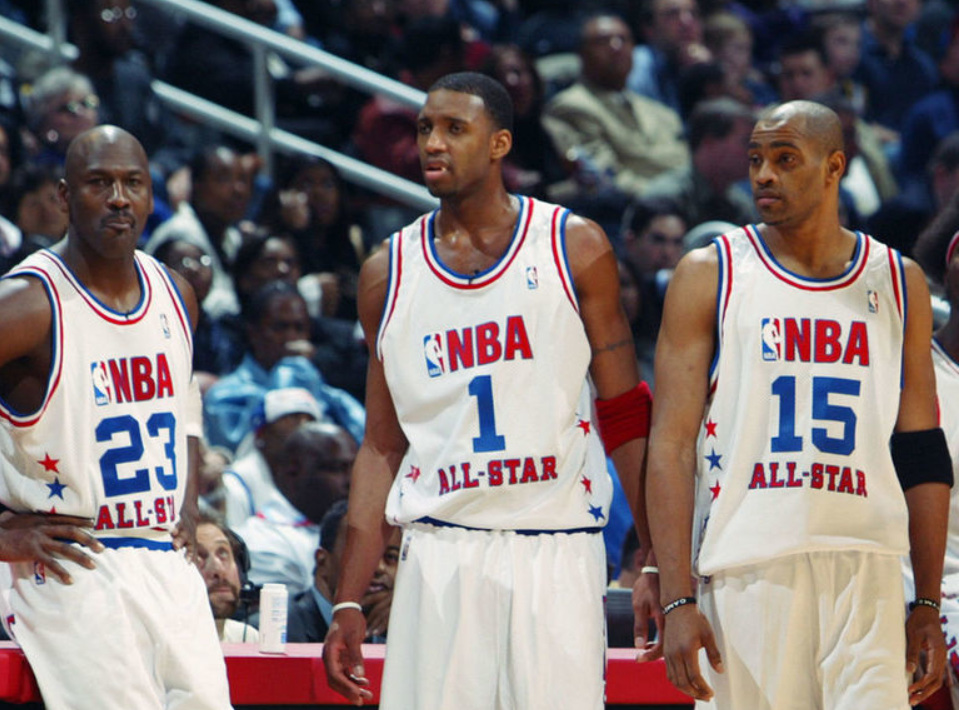 国内解说员：詹姆斯一定是全明星首发