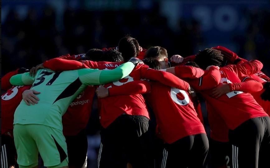 足总杯出局后曼联本赛季共40场比赛，上次更低是二战联赛中断