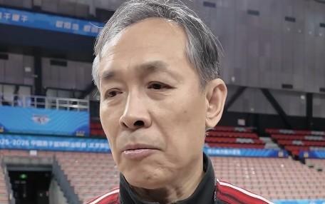 许利民：球队有专人帮助赵睿训练和恢复，塔瑞克已经跟队训练