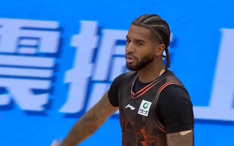 又赢了！CBA劲旅豪取7连胜，外援38分挡不住，本土核心9分