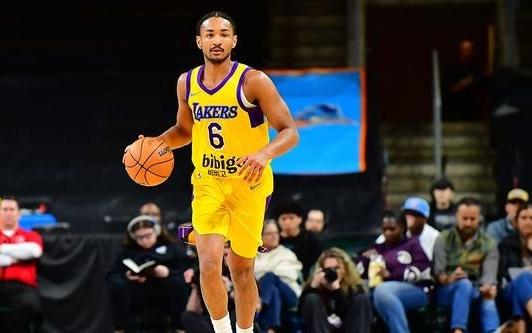 Shams：湖人与后卫科比巴夫金签下一份10天短合同