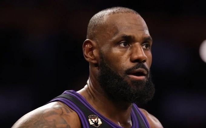 詹姆斯：我绝不会对篮球之神不敬，所以我投入了时间、精力和心血