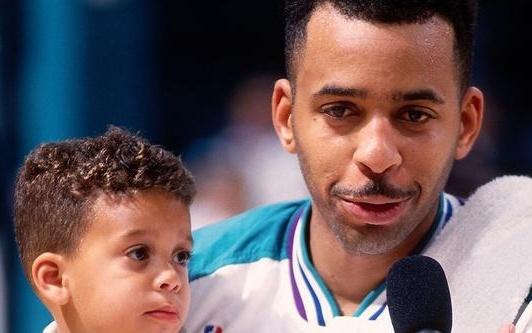 当库里超越布莱恩特：在历史父子得分