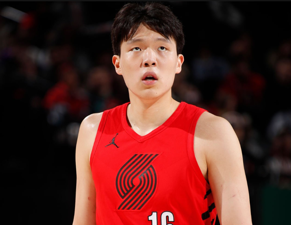 美媒：杨瀚森亮眼特质没能带到NBA舞台把他留在发展联盟是最优解