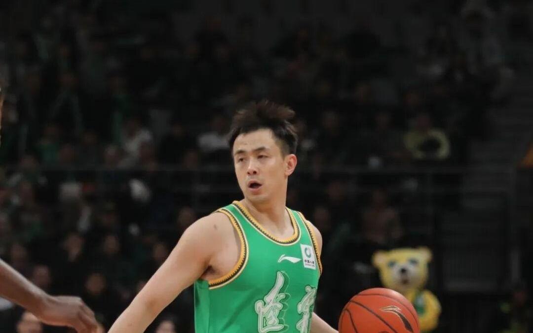 辽篮主场4分憾负深圳