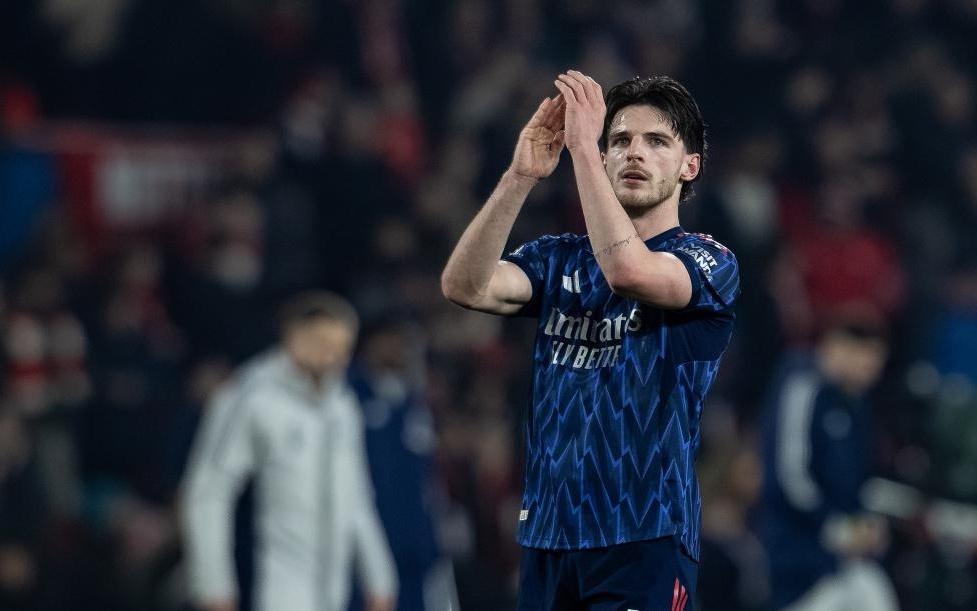 体坛联播阿森纳战平无缘赛季百分，拜仁半场5球逆转创纪录