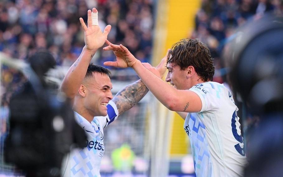 劳塔罗一剑封喉领跑射手榜，国米10乌迪内斯，8场不败静待阿森纳