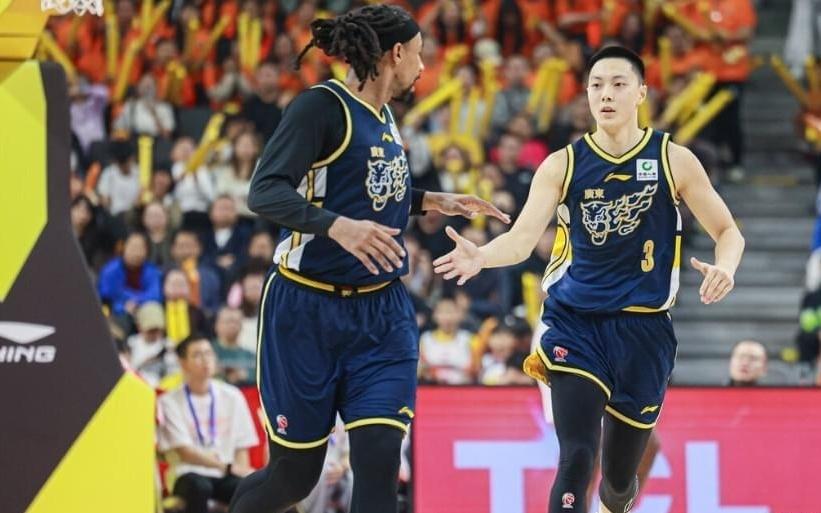 CBA一夜两大疯狂逆袭！广东惨遭读秒
