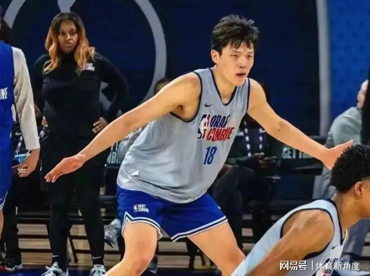 17+10+3，刚刚！主帅发声，杨瀚森进步显