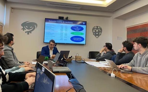 阿斯:莱万特本赛季负债增加2000万欧元,债务总额达1.6亿欧