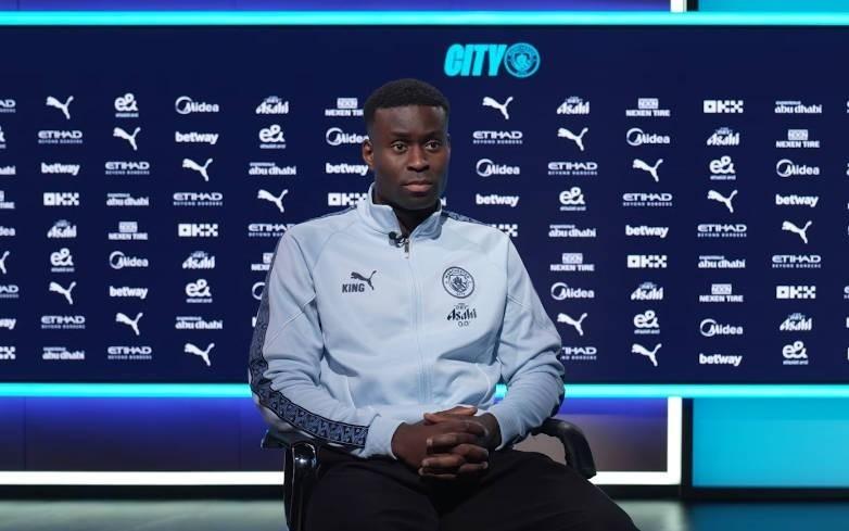 格伊：我永远感激水晶宫斯通斯在英格兰队像大哥一样照顾我