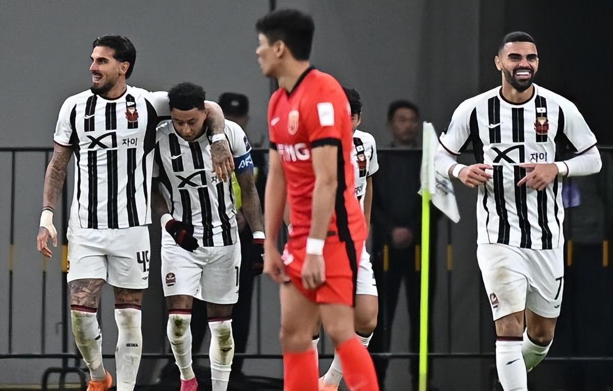 安永佳在中超保级队都不是主力，为何还能被上港挖走，已官宣加盟