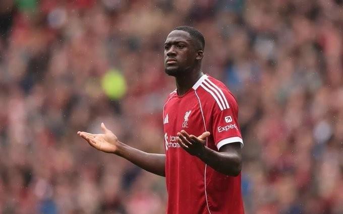 跟队：科纳特因家庭原因返回法国，能否在马赛与球队会合存疑