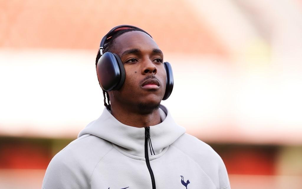 天空：尽管特尔对目前处境不满，但热刺冬窗不会让他离队