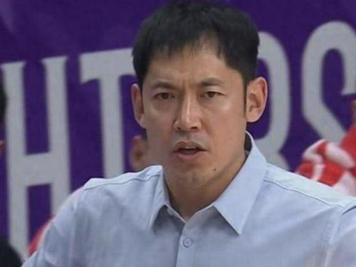 布朗26分广厦轻取北控，连续崩盘张庆