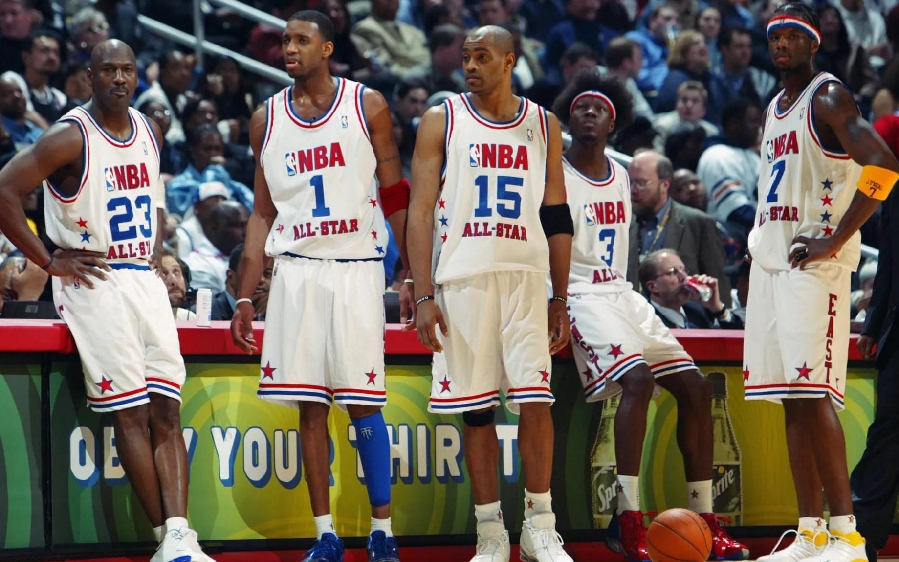 名记：詹姆斯无缘全明星首发堪比2003年乔丹，最终卡特给乔丹让了首发