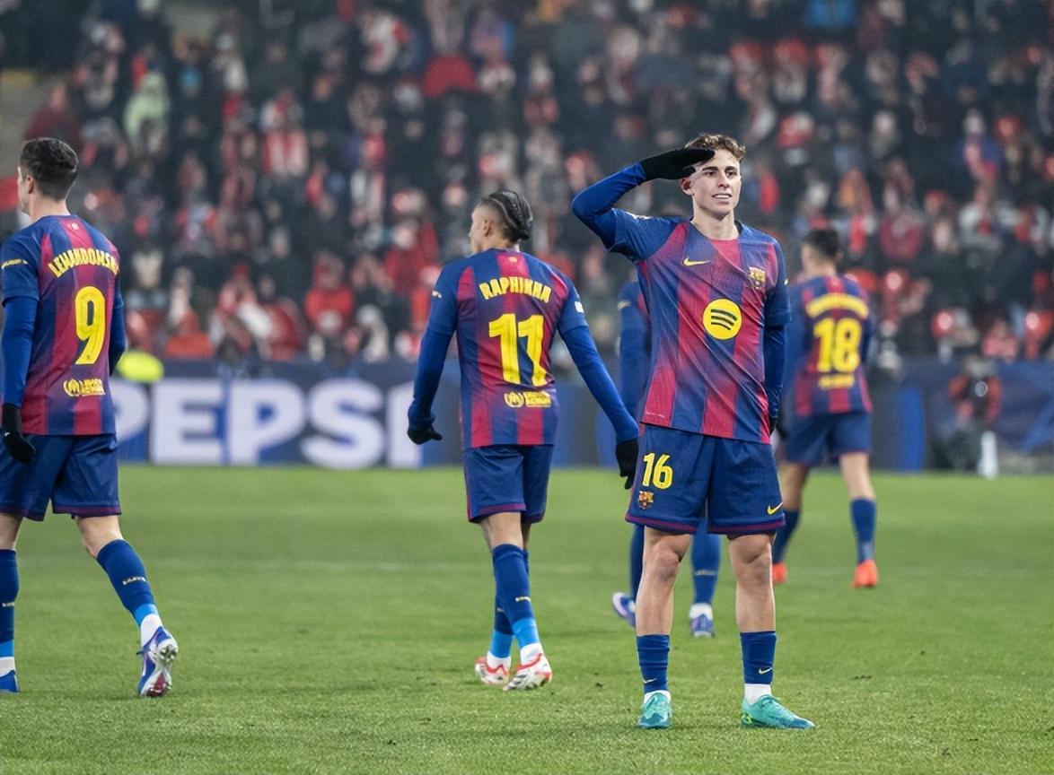 42！莱万另类双响，巴萨2记世界波，拒绝爆冷逆转跻进欧冠前八