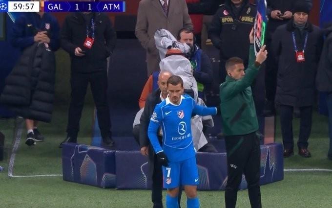 格列兹曼欧冠112场追平亨利，法国球