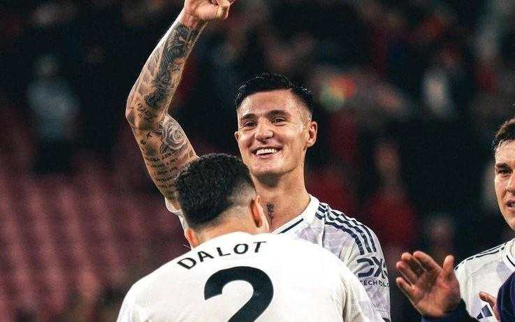 舍伍德：谢什科还是很挣扎，他也并不是唯一配不上曼联的球员