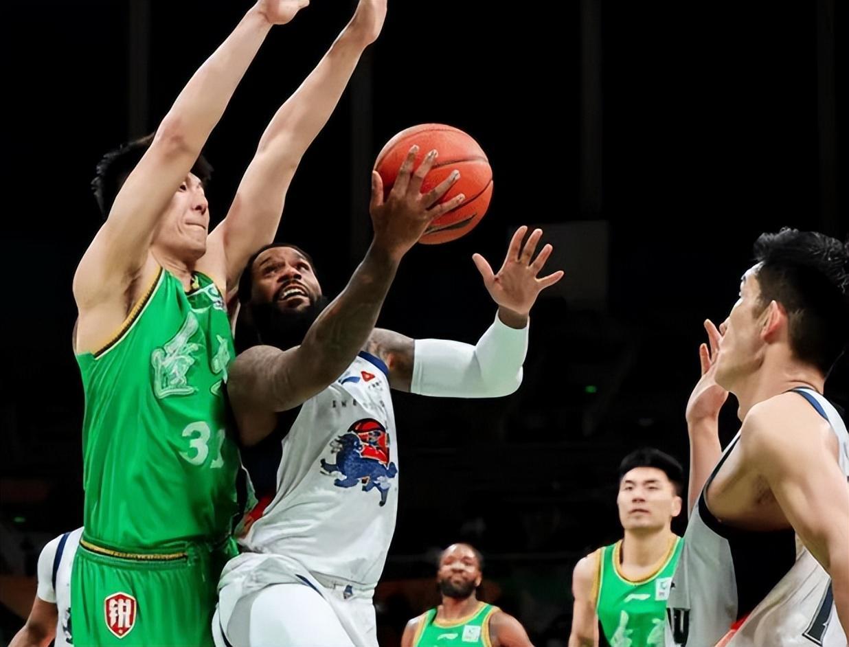 CBA最新积分榜：上海大胜30分，辽宁798