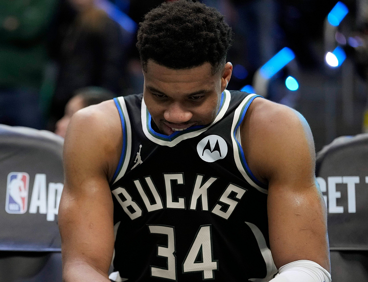 3年1.75亿！联盟第1！字母哥自爆伤情，自