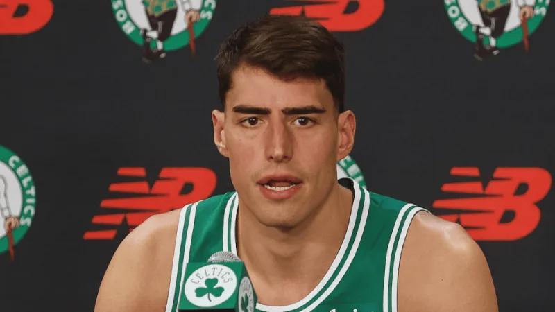 从瘦慢中锋到空间射手，凯尔特人加尔