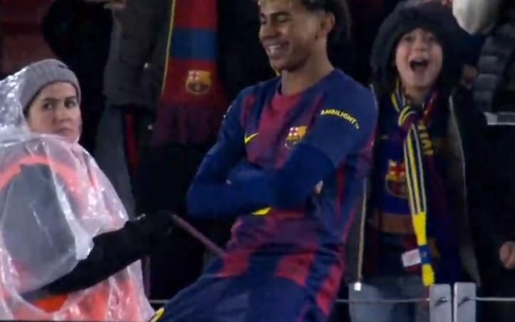 超级世界波！亚马尔凌空侧钩破门，2026