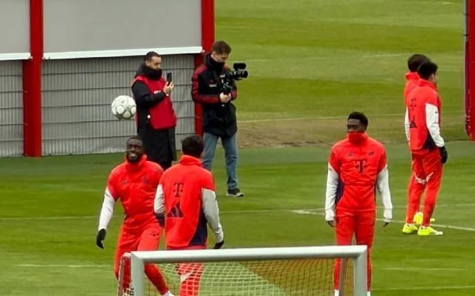 图片报：于帕恢复完整合练应该能踢欧