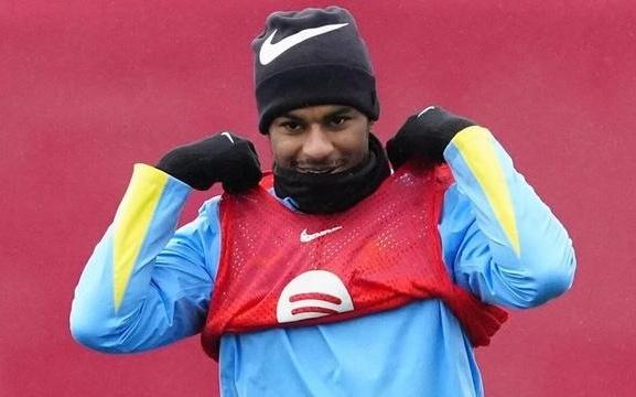 对阵奥维耶多，拉什福德赛季首次能上