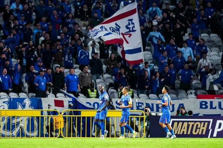 中超积分榜：申花津门虎10分垫底，长春亚泰中甲4分垫底