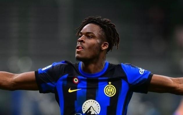 斯基拉：国米与比塞克谈续约，已拒绝英