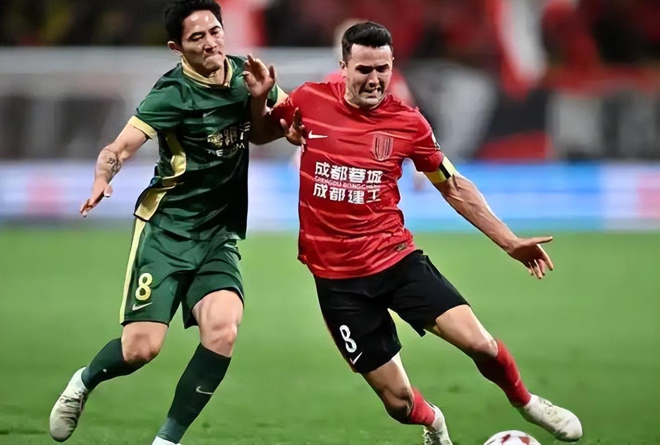 成都蓉城为何意外成争冠大热门联赛还没开打，就收到一份大礼