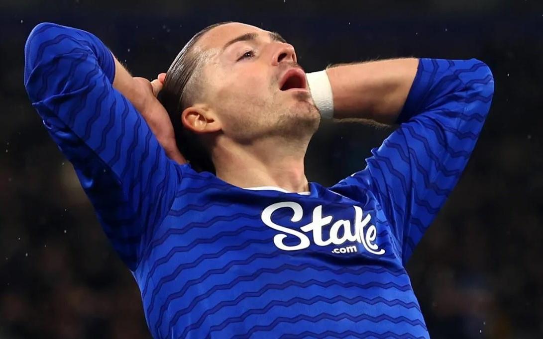 泰晤士报：格拉利什赛季报销，但埃弗顿