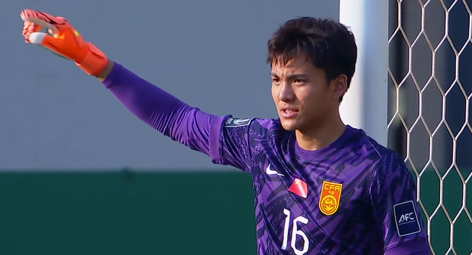 6人在欧洲踢球！曝李昊被切尔西关注，王钰栋留洋难了，原因揭晓