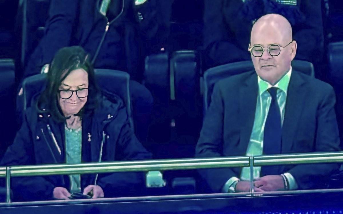 邮报：愤怒的球迷与热刺掌权人对峙，高层加强了安保措施