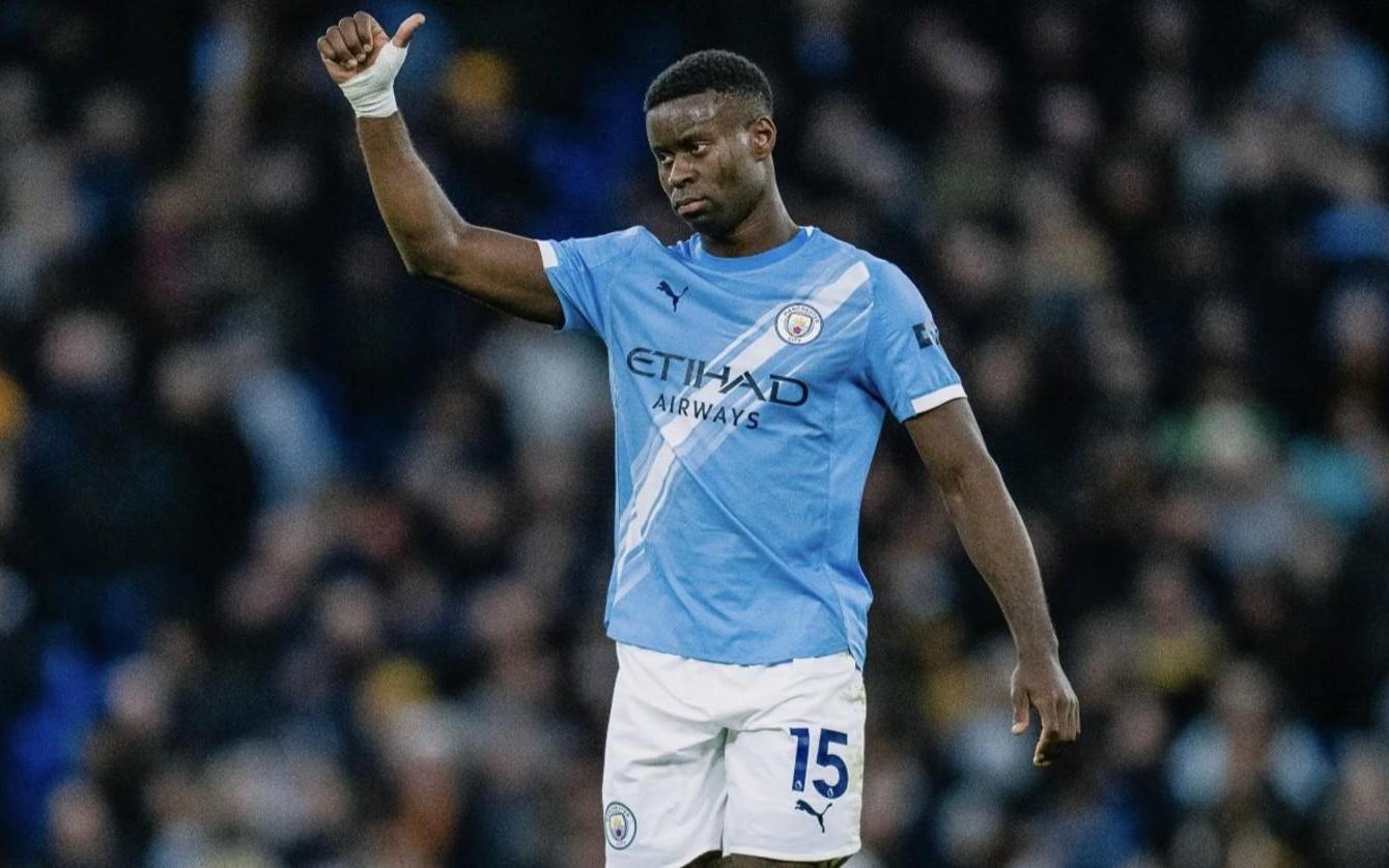 维埃拉：我认为格伊与曼城非常匹配，他