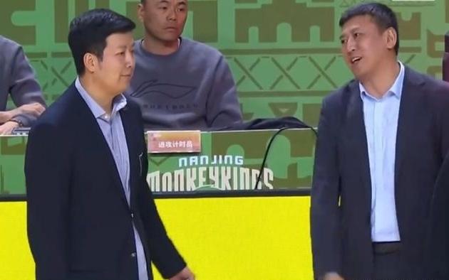 四川vs南京垃圾时间引三人被驱离场