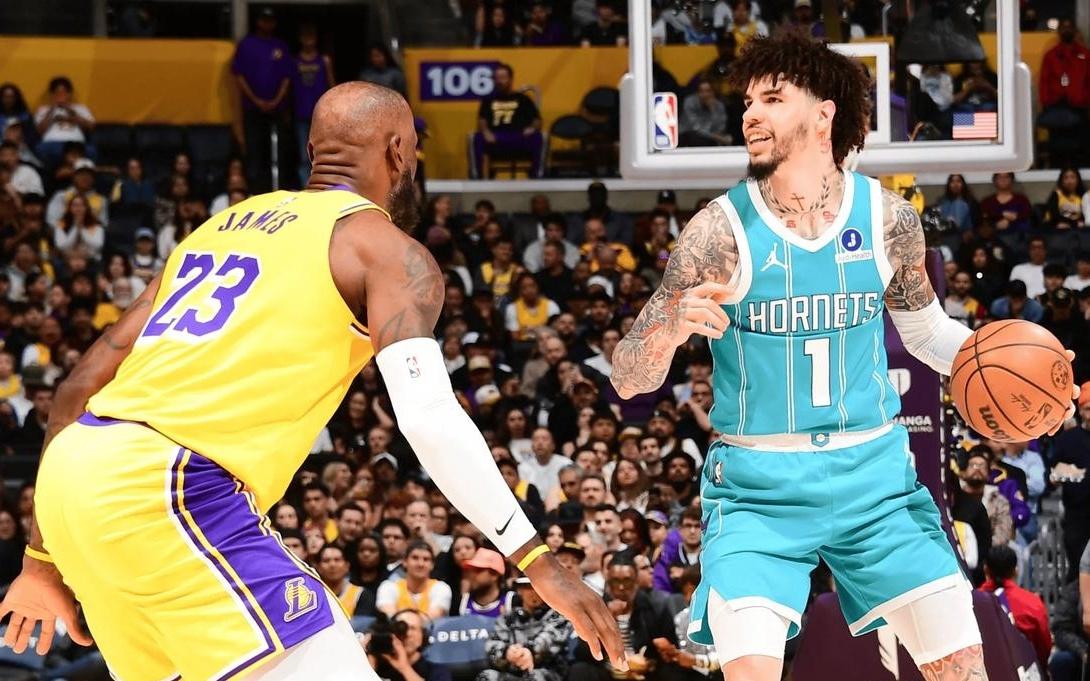 爆冷4连胜！成NBA历史首队！东部最强黑