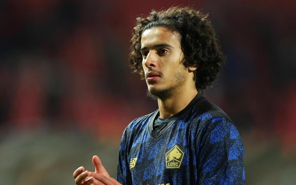 法媒：布阿迪今夏想去更大的平台，巴黎