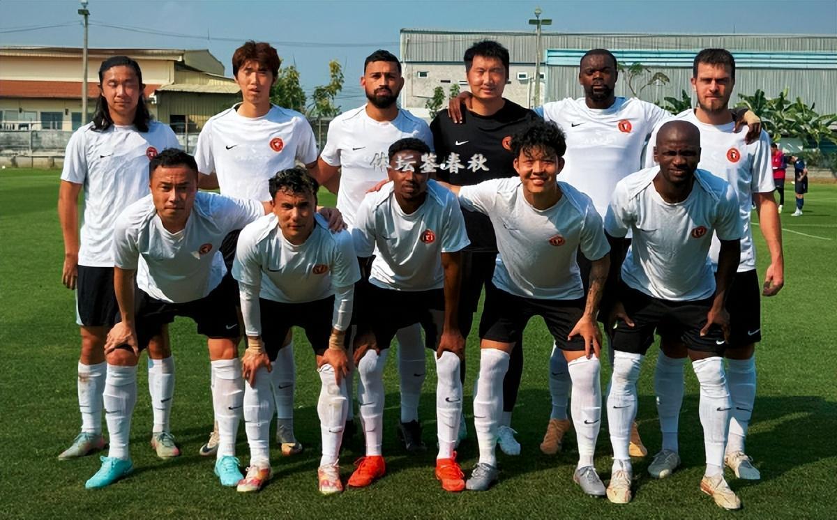 04！辽宁铁人惨败，全主力输韩国球队，超千万引进外援表现糟糕