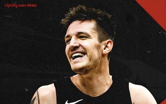 一夜3大消息！3换1交易达成，哈登小卡落选全明星，勇士新决定